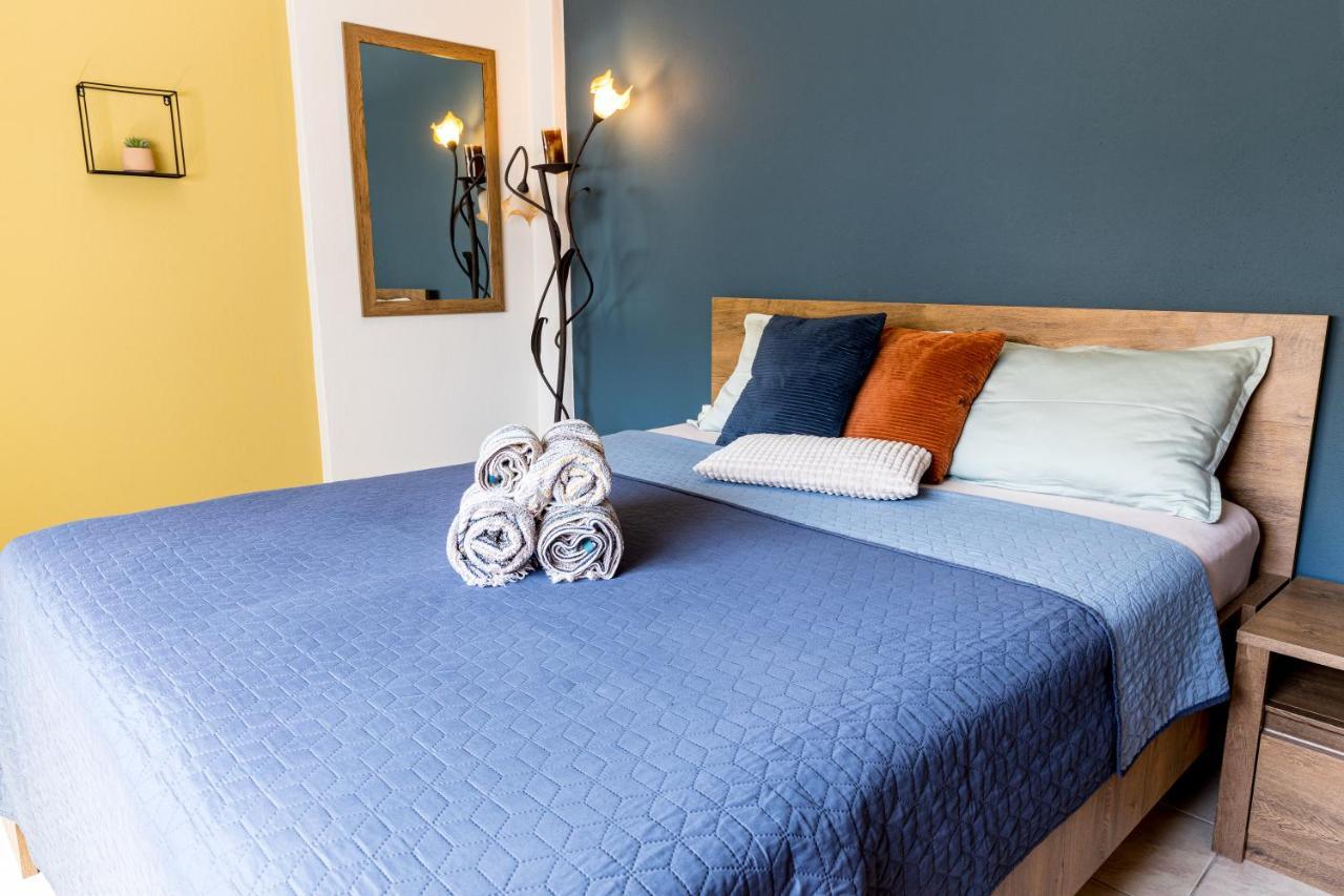 Blaze Studios & Apartments Xanthi Bagian luar foto